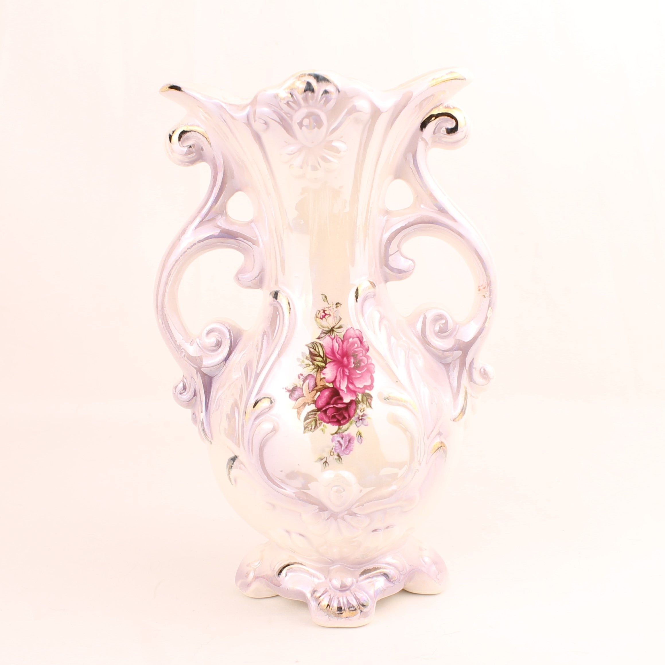 Rococo Stijl Sier Vaas met Parelmoer Glans en Bloemdecor – Vintage ca. 1960