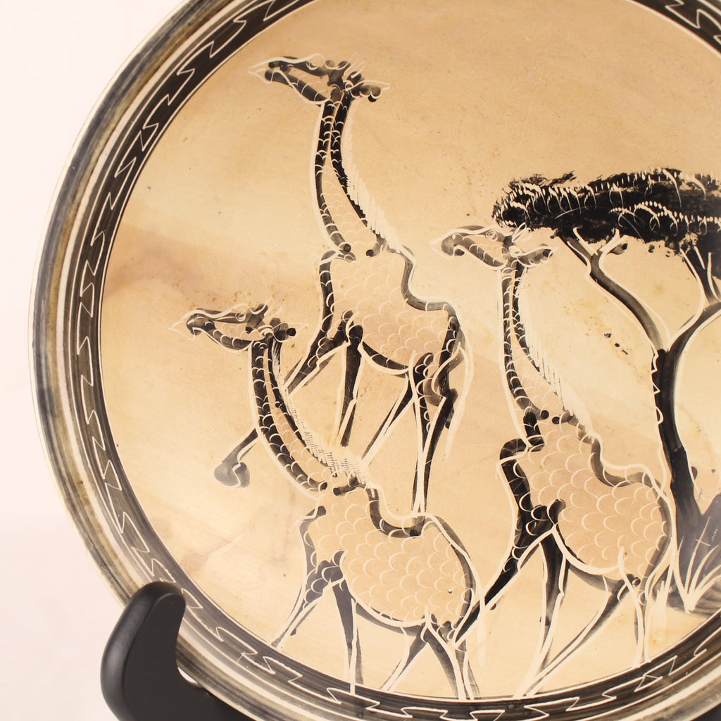 Handgehouwen Afrikaanse Speksteen Schaal met Giraffen – Handbeschilderd