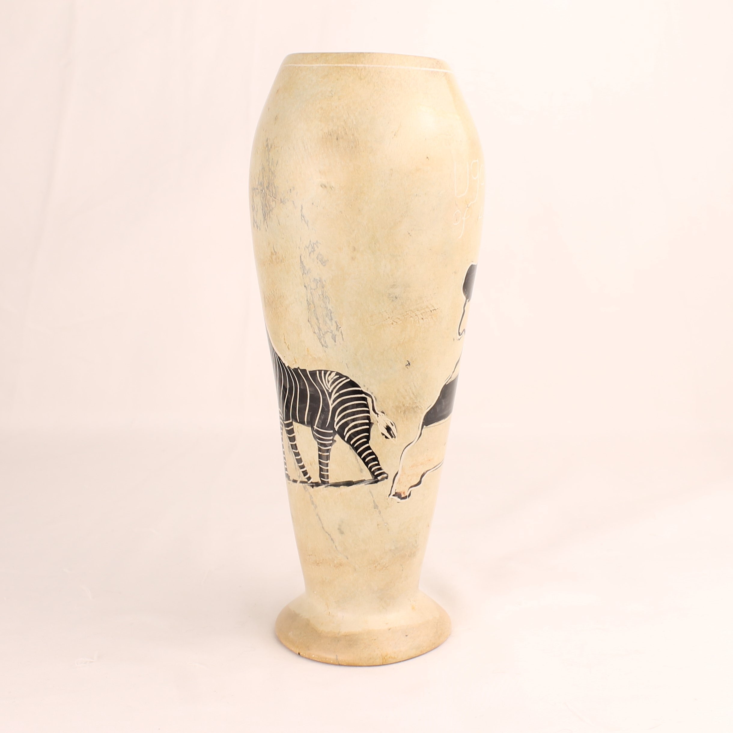 Handgemaakte Uganda Speksteen Vaas – “Pearl of Africa” met Zebra