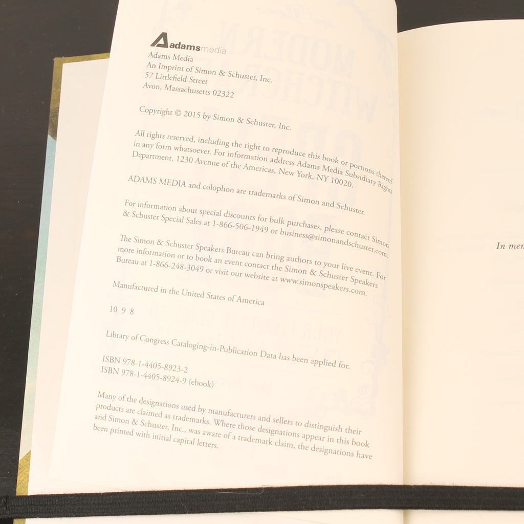 The Modern Witchcraft Spell Book | Skye Alexander | Hardcover | Adams Media | 2015