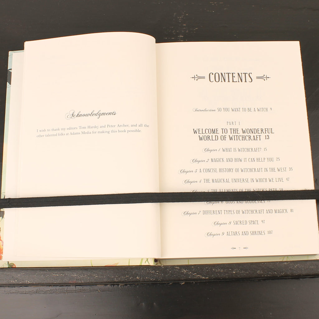The Modern Guide to Witchcraft | Skye Alexander | Hardcover | Adams Media | 2014