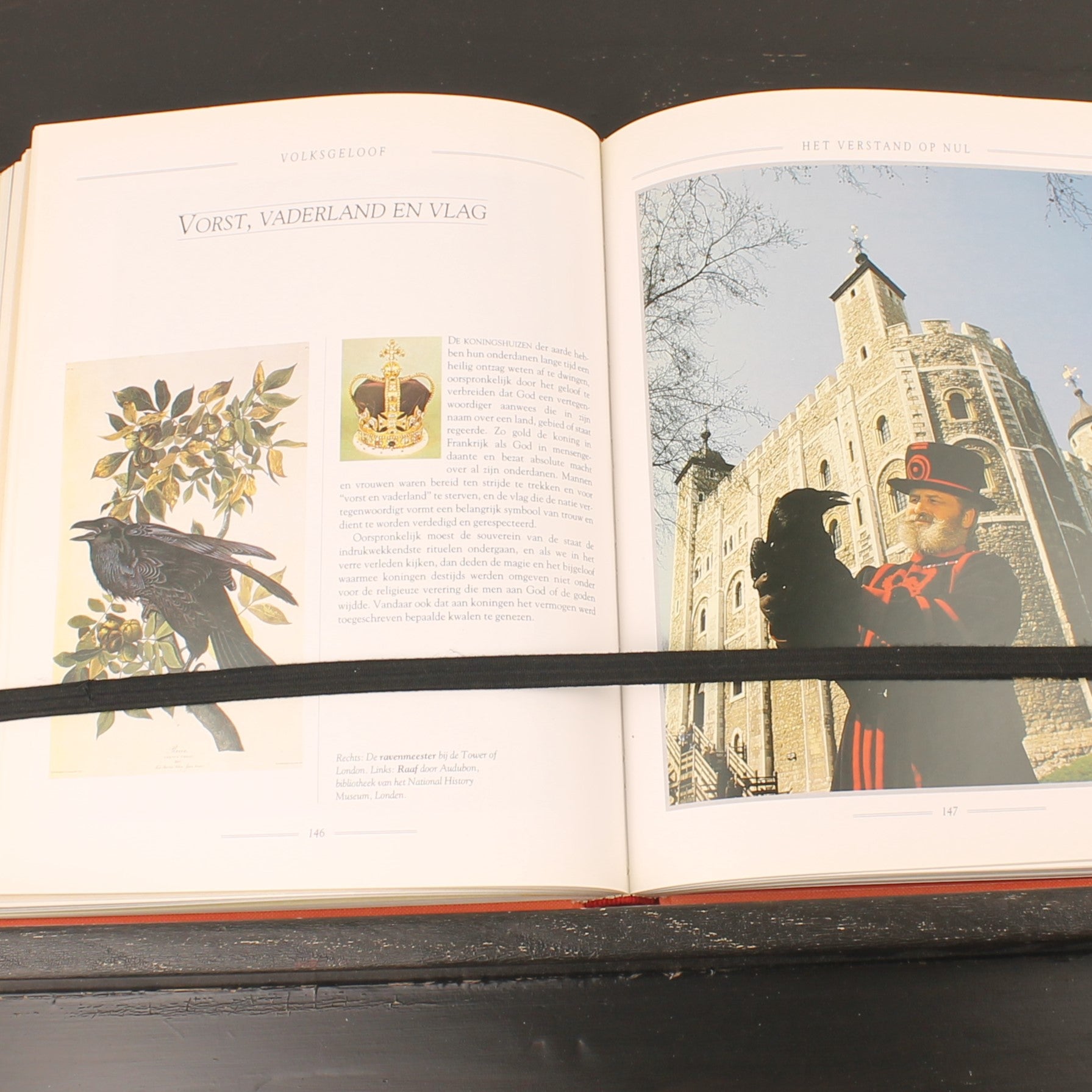 Volksgeloof | Boek van Magische Kennis | Peter Lorie | Linnen Hardcover met Stofomslag | 1993