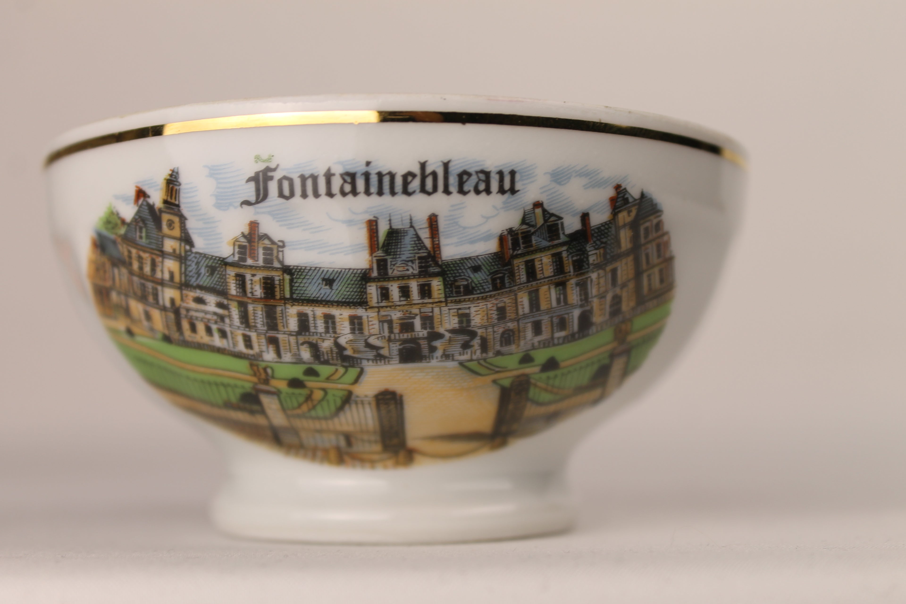 Limoges Porseleinen Schaaltje - Fontainebleau - Goudaccenten