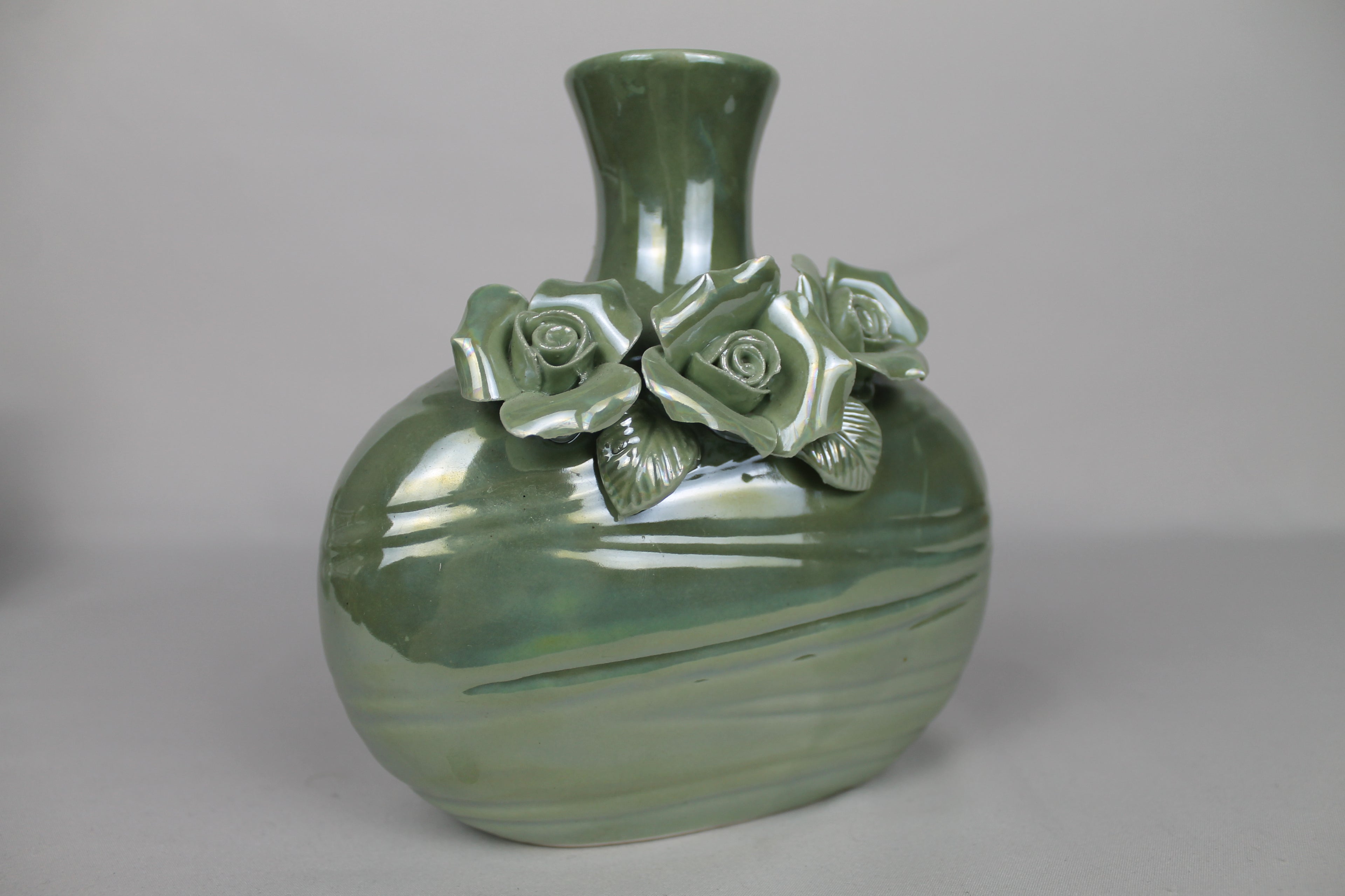 Set of two: Green ceramic vases with flowers | Gloss glaze