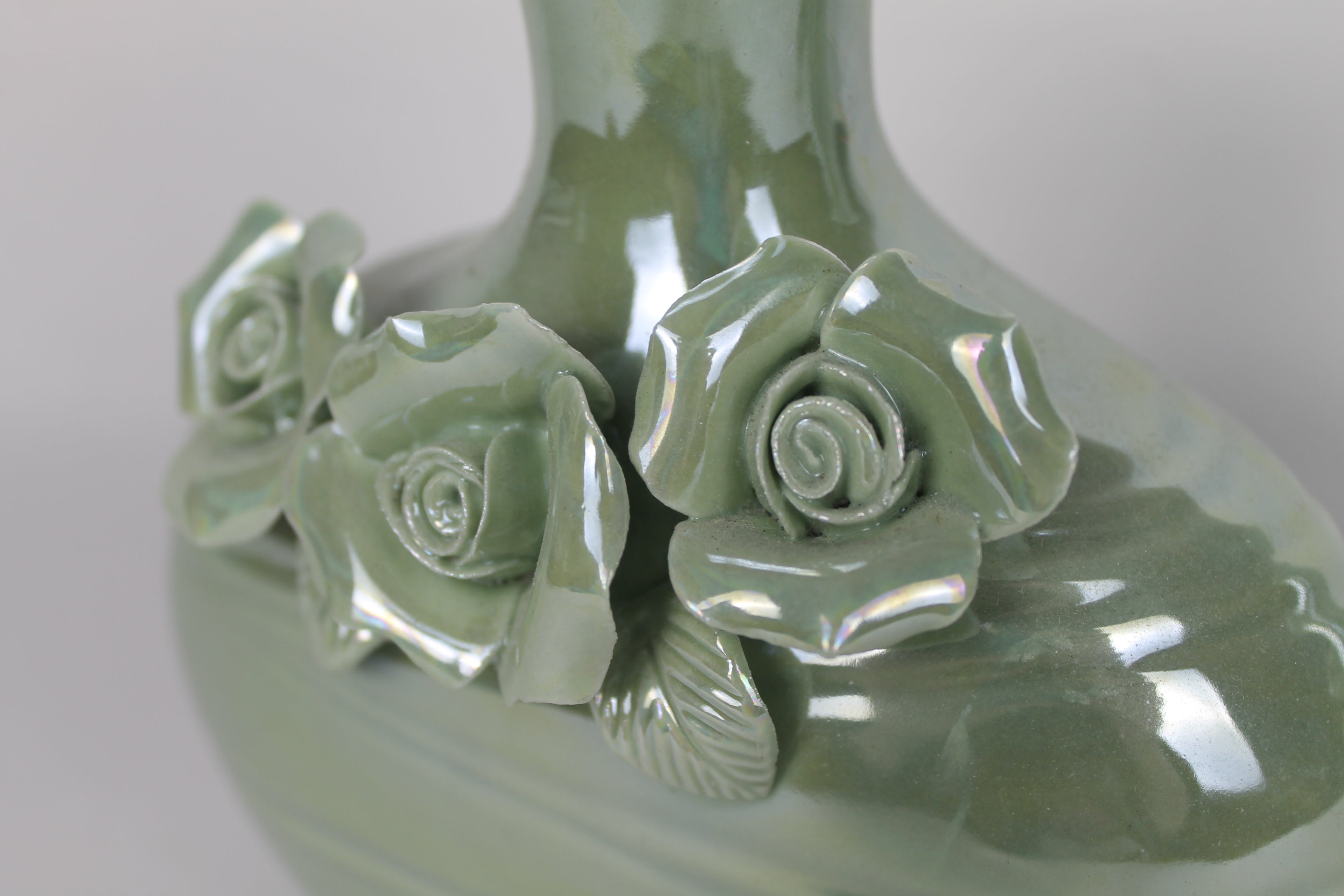 Set of two: Green ceramic vases with flowers | Gloss glaze