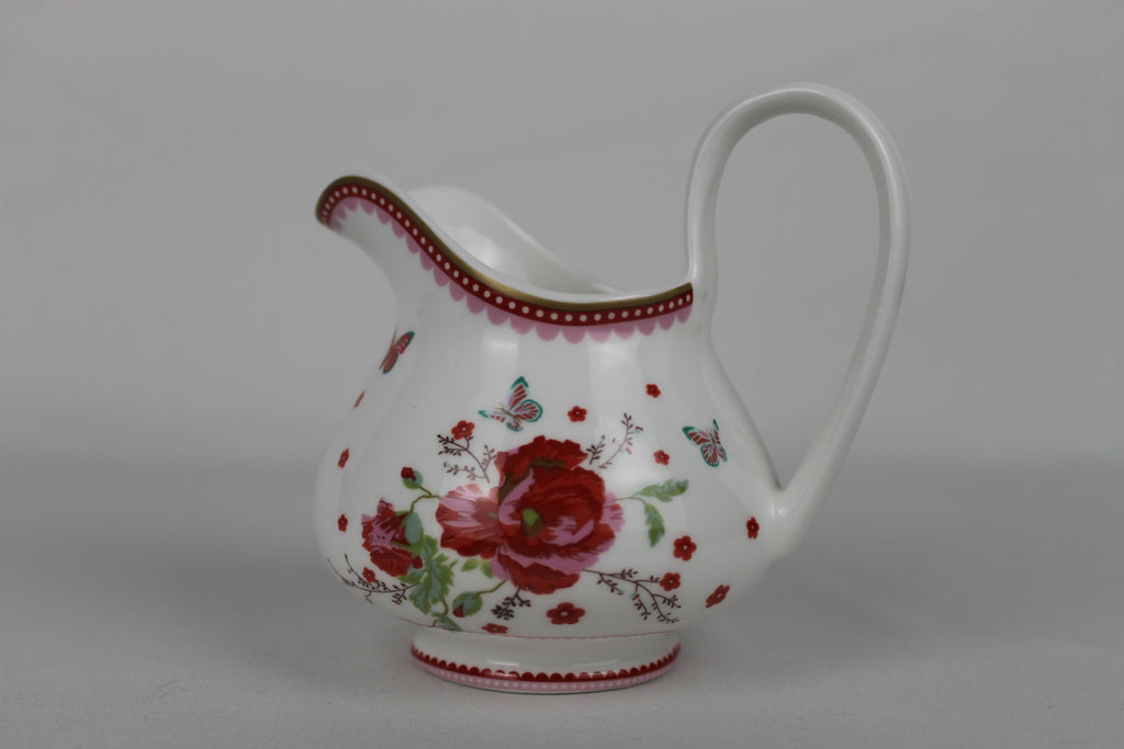Room Seven “Winter Poppy” – Complete Serviesset (13-delig) – Mokjes, Bordjes, Suikerpot, Melkkannetje & Etagère