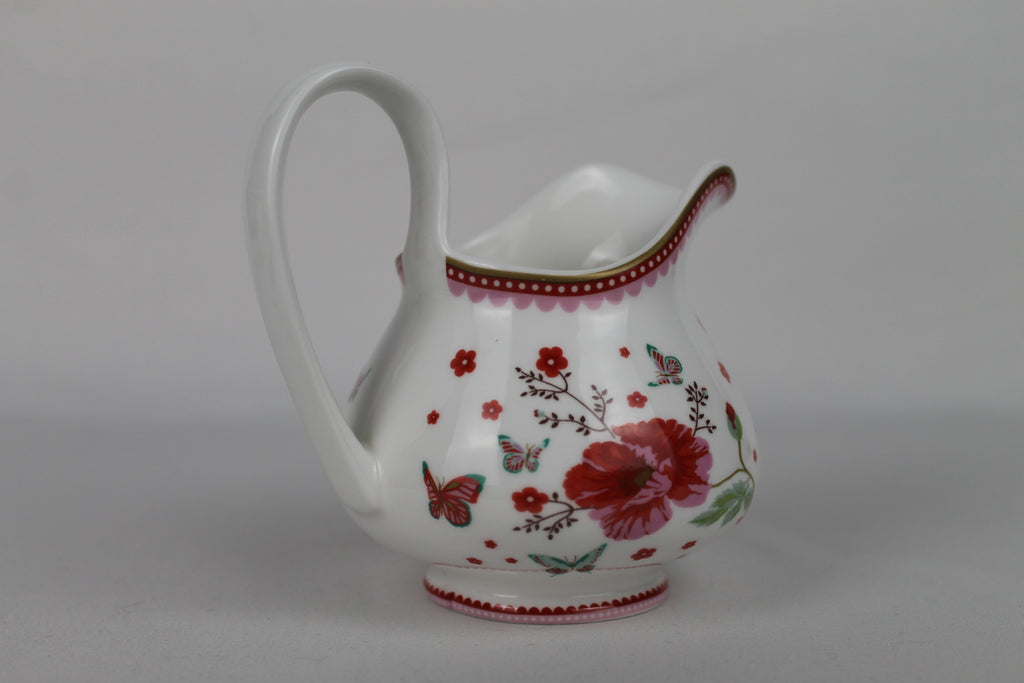 Room Seven “Winter Poppy” – Complete Serviesset (13-delig) – Mokjes, Bordjes, Suikerpot, Melkkannetje & Etagère