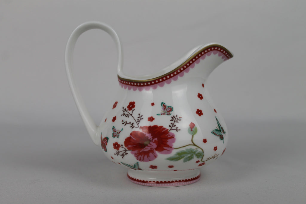 Room Seven “Winter Poppy” – Complete Serviesset (13-delig) – Mokjes, Bordjes, Suikerpot, Melkkannetje & Etagère