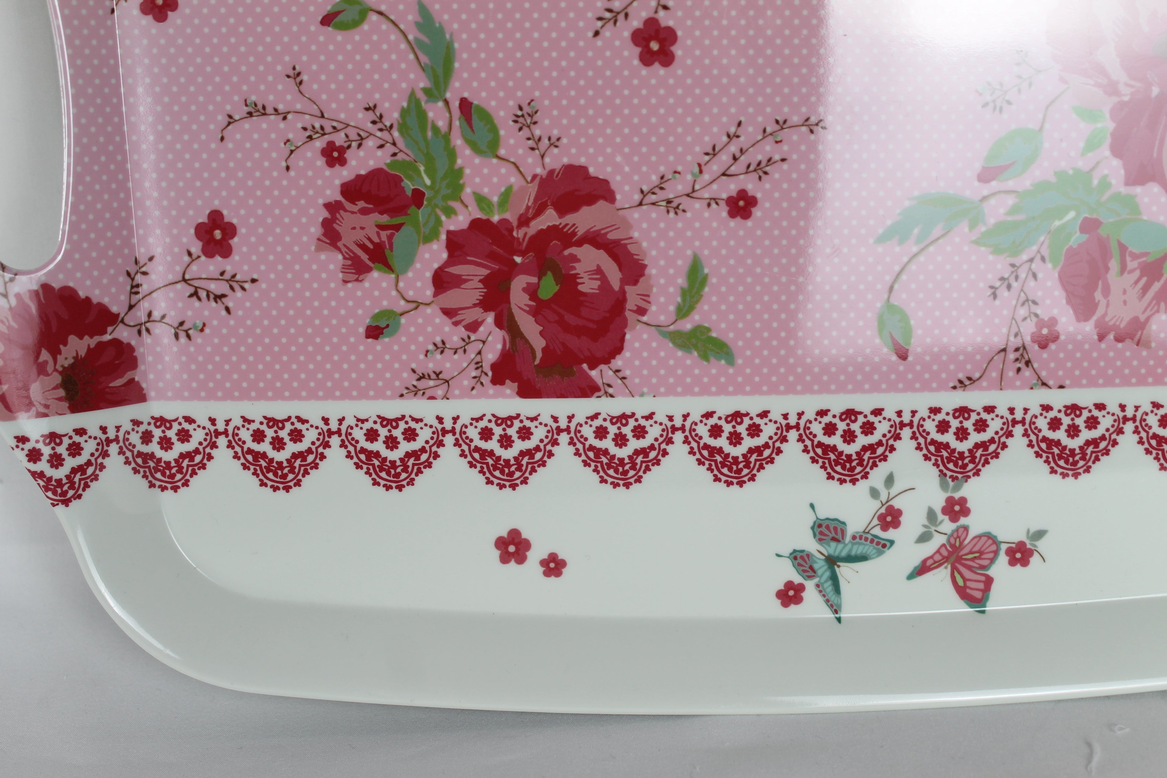 Room Seven “Winter Poppy” – Complete Serviesset (13-delig) – Mokjes, Bordjes, Suikerpot, Melkkannetje & Etagère