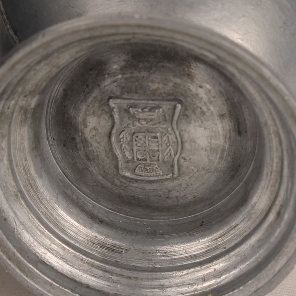 Tinnen schenkkannen met scharnierdeksel (Set van 2) | Decoratief Europees pewter | 25 & 14,5 cm