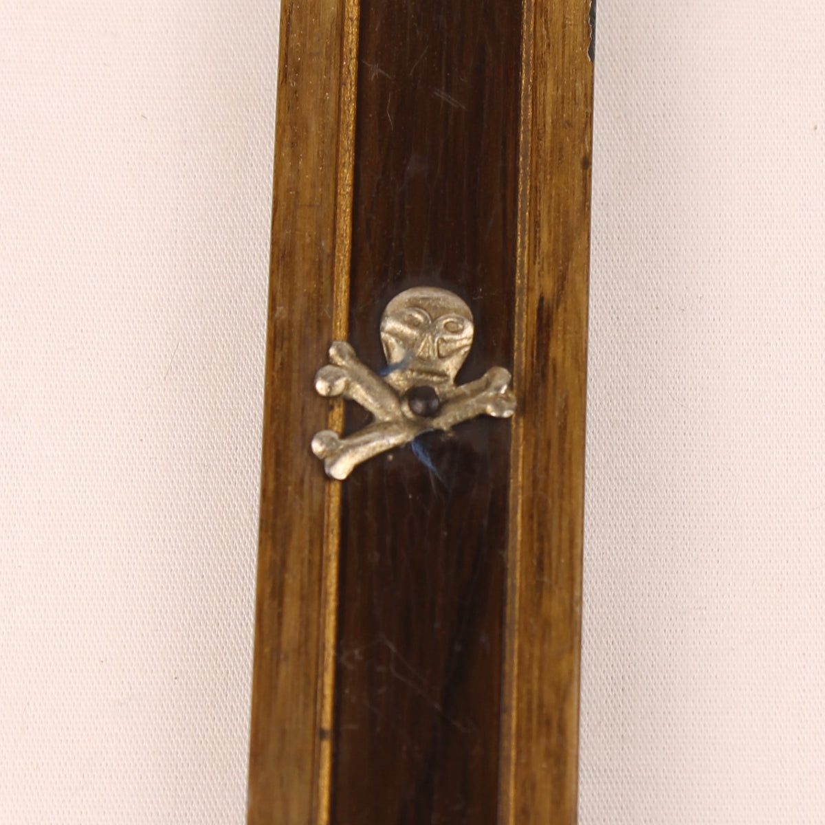 Centraal-Europees Katholiek Crucifix met Metalen Corpus | Houten Wandkruis | ca. 1900
