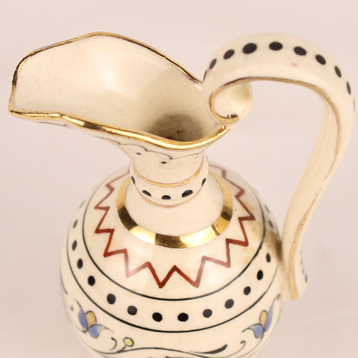 Sierkannetje met Verguld Decor | Handgemaakt Aardewerk | ca. 1955-1975