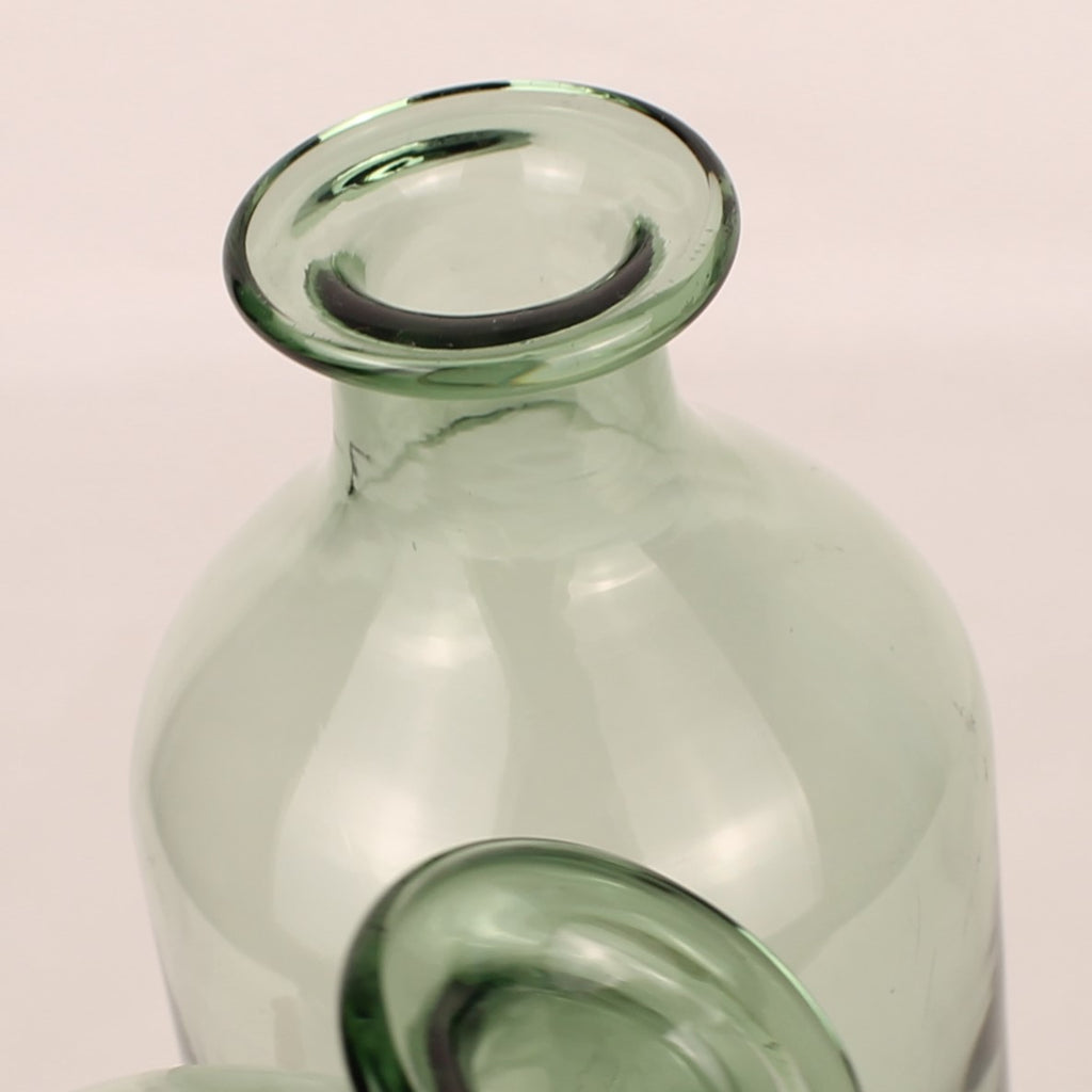 Vasi a bottiglia in vetro verde (2) | Circa 1960-1980 | 21 cm