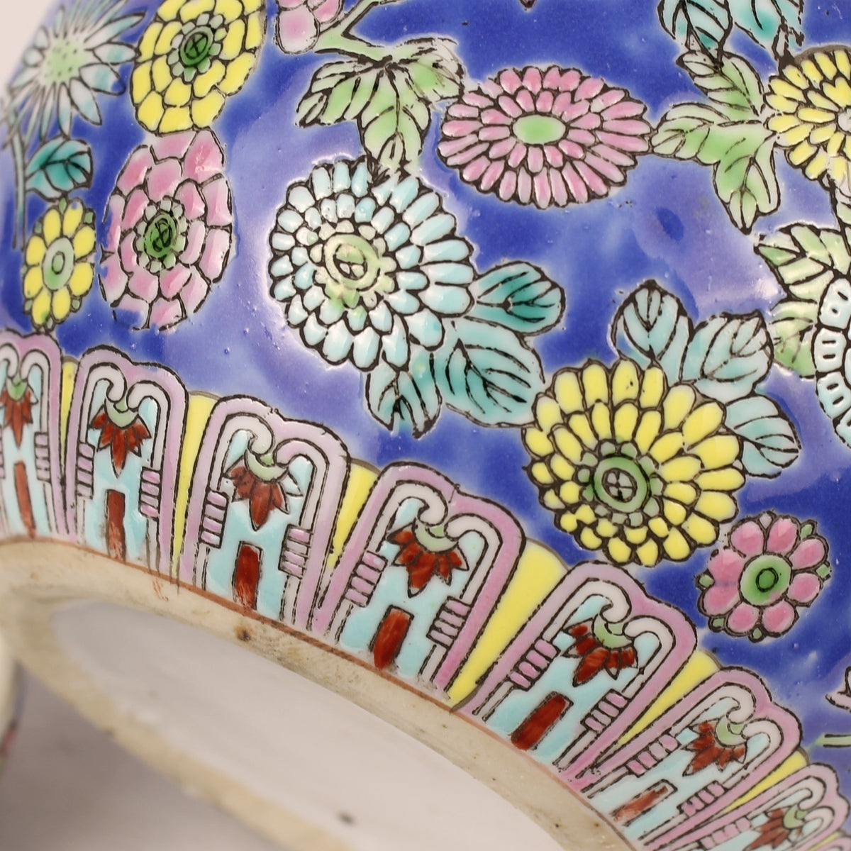 Pot couvert en porcelaine chinoise | Décor Millefleurs peint à la main | Env. 1960-1980