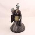 Statuette de geisha avec éventail | Résine et accents argentés | Env. 1970-1990