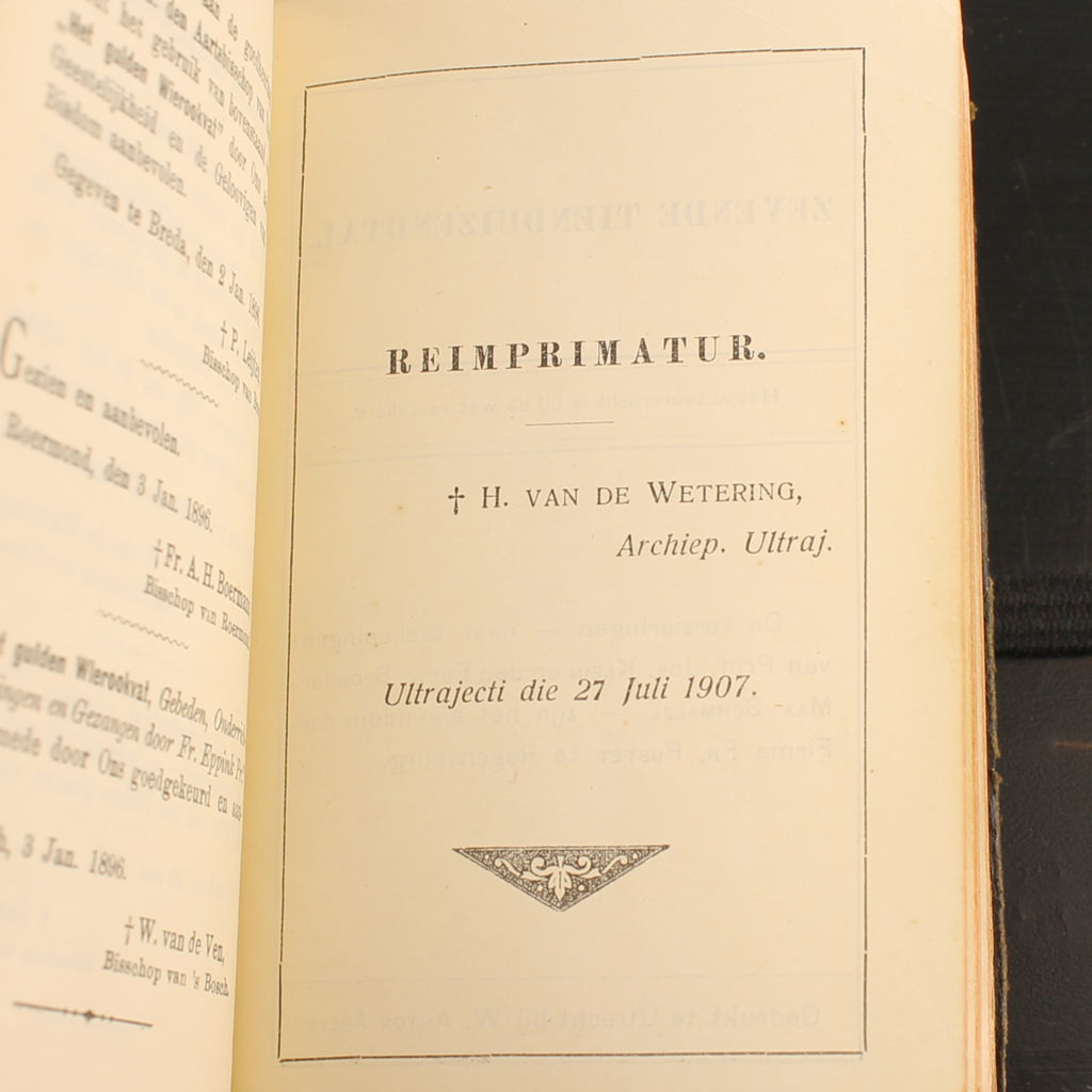 El Incensario de Oro - Fr. Eppink - Libro de oraciones antiguo en cuero 1907