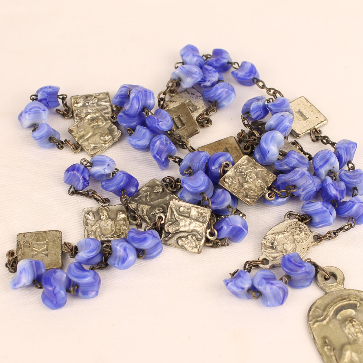 Kruiswegrozenkrans | 14 Staties & Blauwe Glaskralen | Ca. 1940-1960
