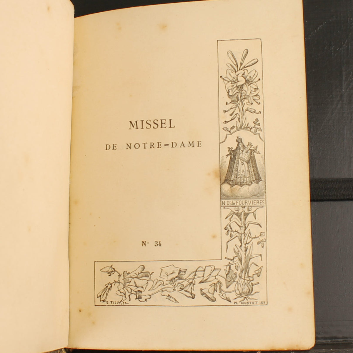 Missale von Notre-Dame | Luxuriöser Ledereinband | Antikes französisches Messbuch 1891
