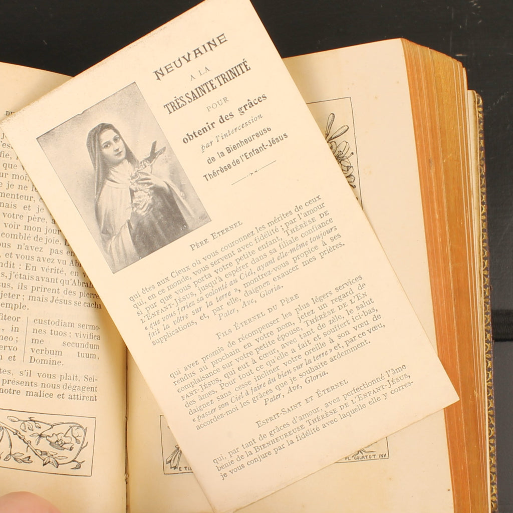 Missale von Notre-Dame | Luxuriöser Ledereinband | Antikes französisches Messbuch 1891