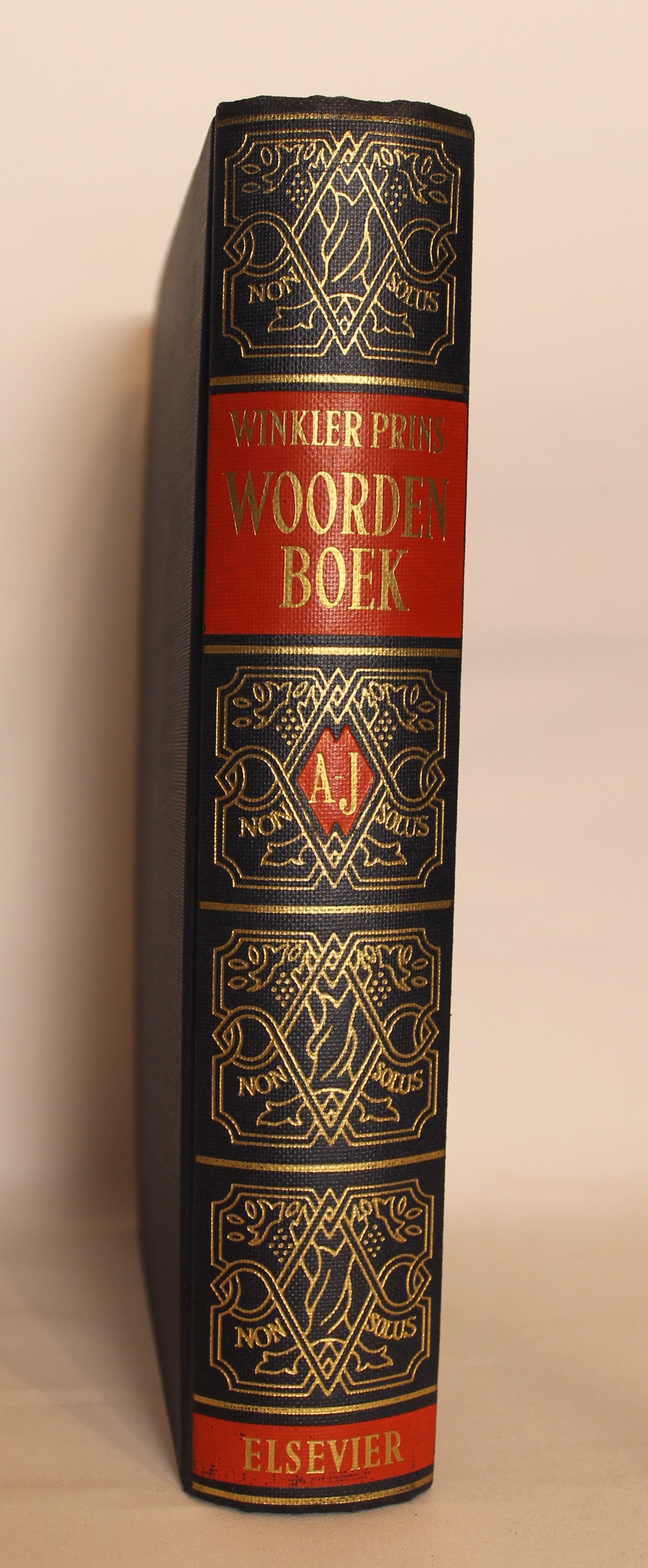 Winkler Prins Woordenboek A–J (1959) – Luxe linnen band, Elsevier
